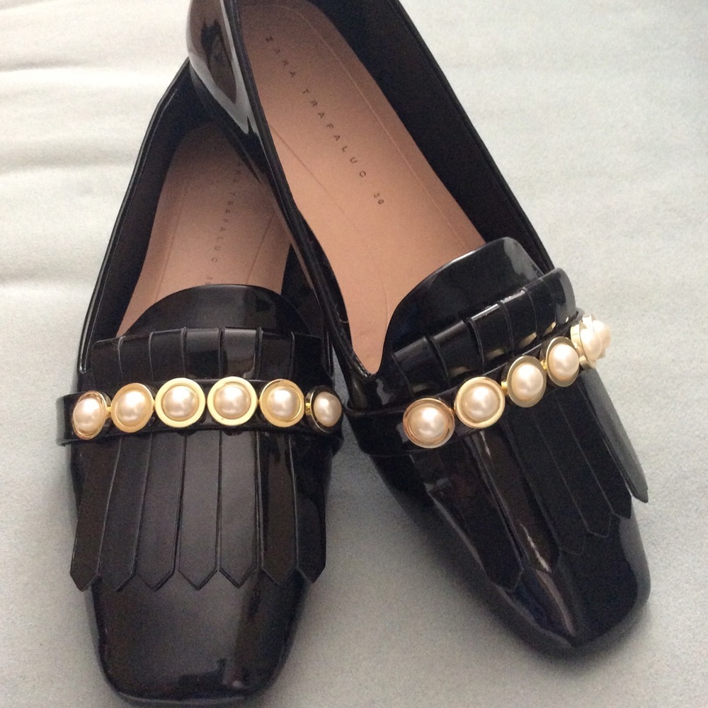 Zara Flats